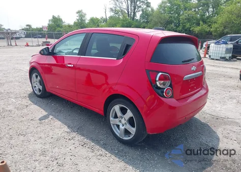2015 Chevrolet Sonic Ltz Auto z USA, uszkodzony, nr VIN 1G1JE6SB5F4161994
